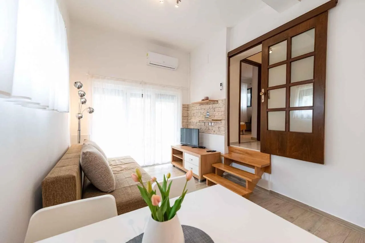 Apartments In Ljubac/Zadar Riviera 26786